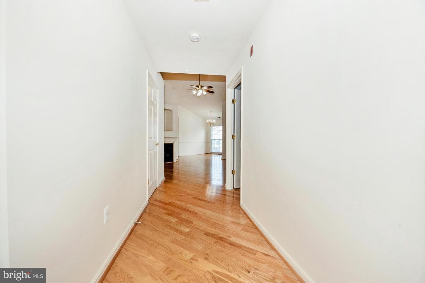 2506 Coach House Way #3b photo 34