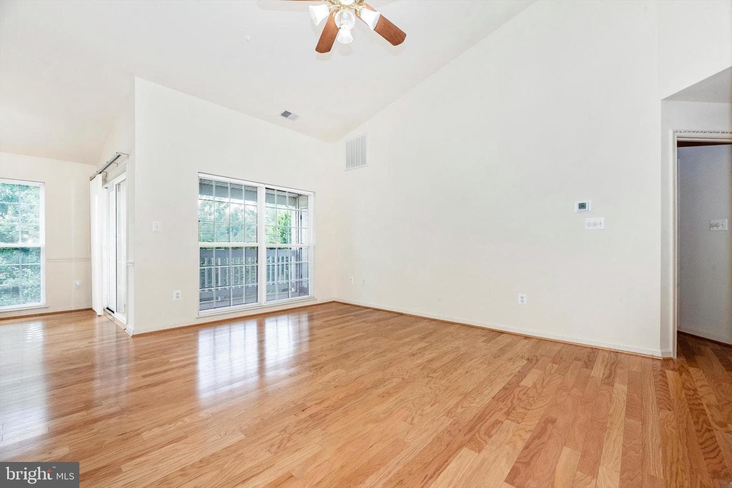 2506 Coach House Way #3b photo 4