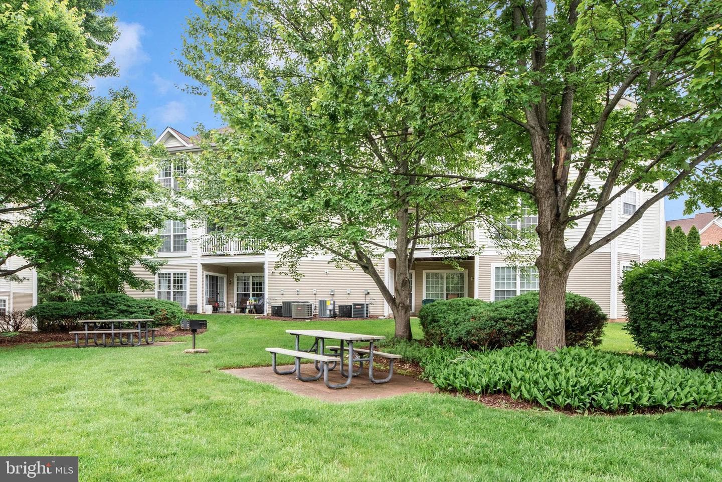 2506 Coach House Way #3b photo 46