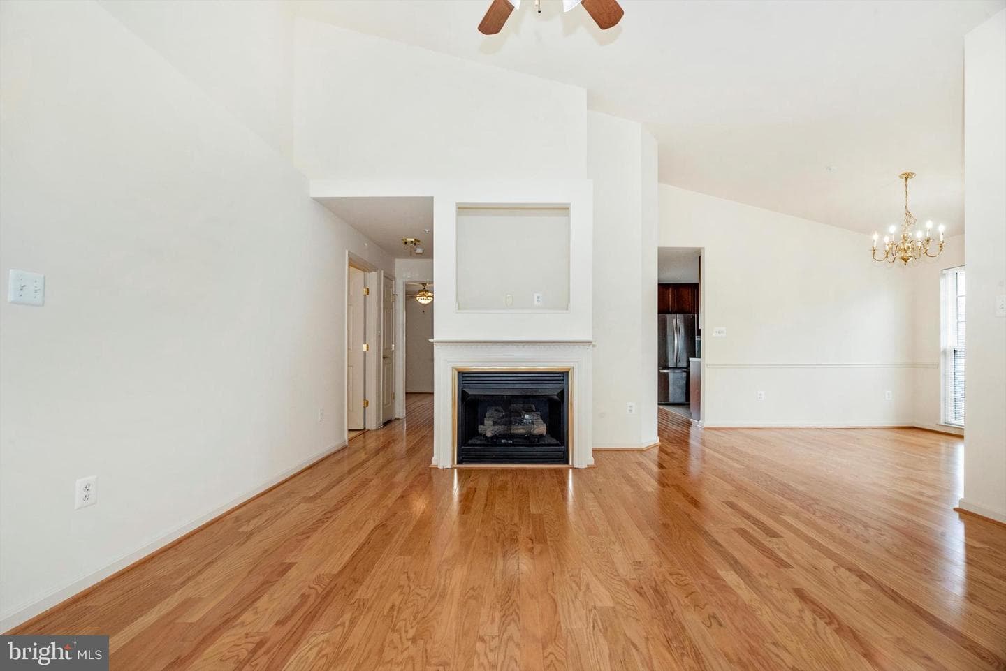 2506 Coach House Way #3b photo 7