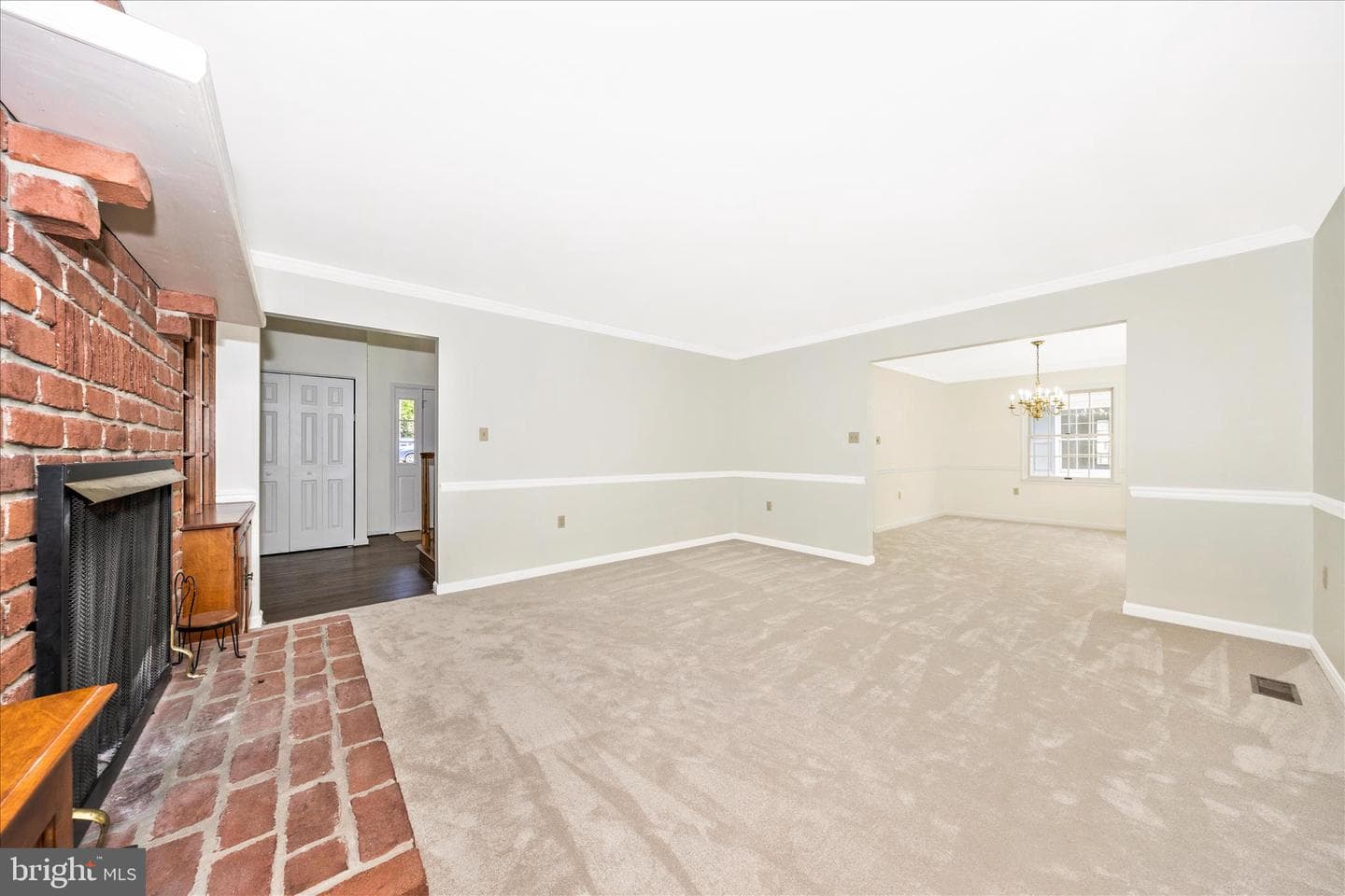 509 W Lincoln Ave photo 16