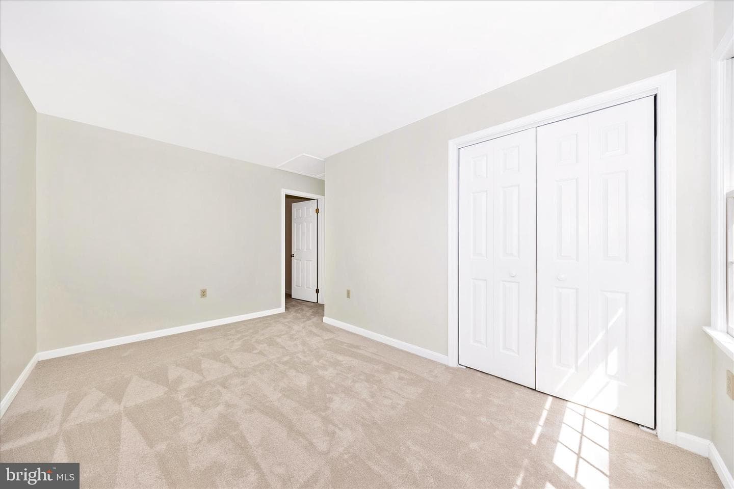 509 W Lincoln Ave photo 33