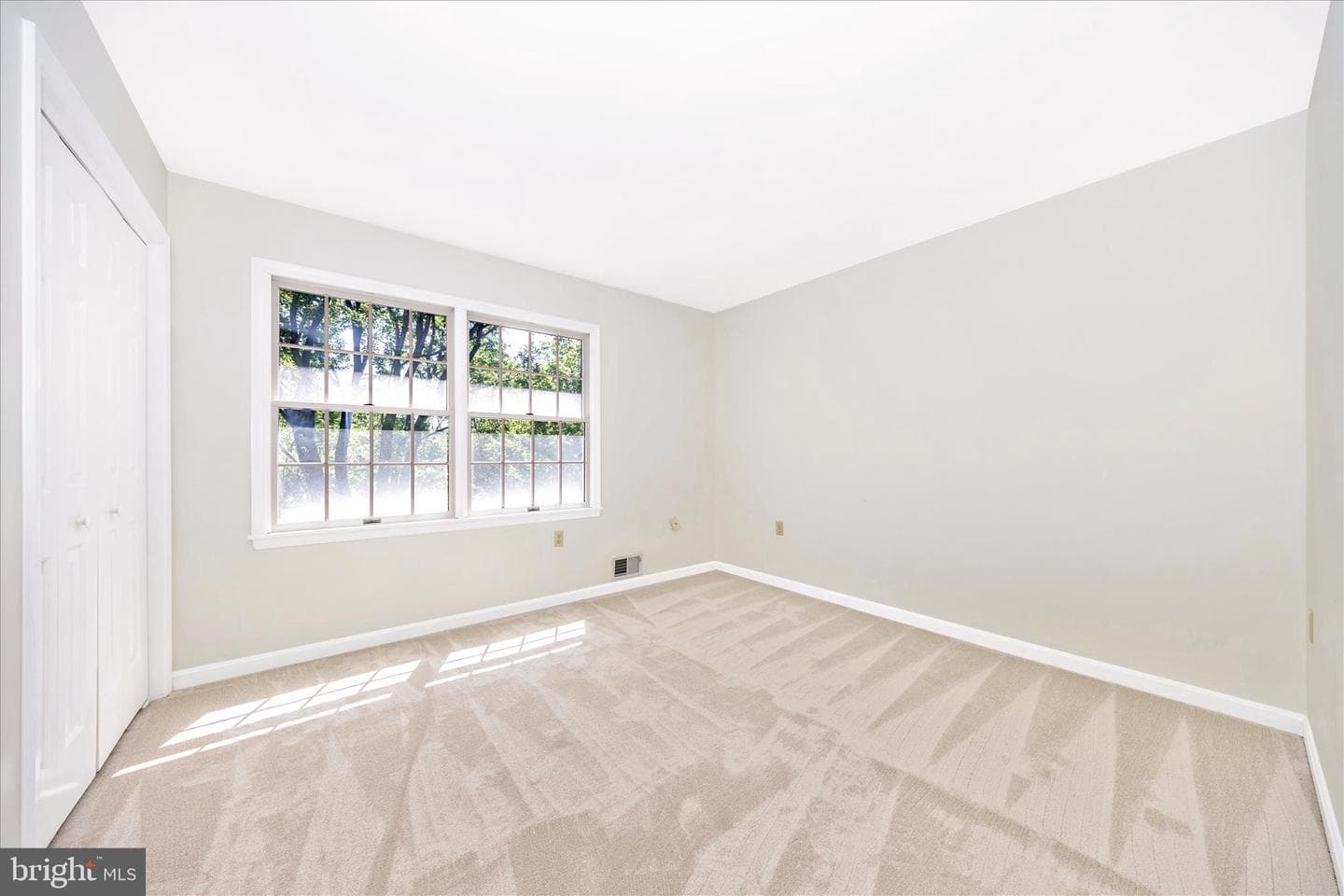 509 W Lincoln Ave photo 35
