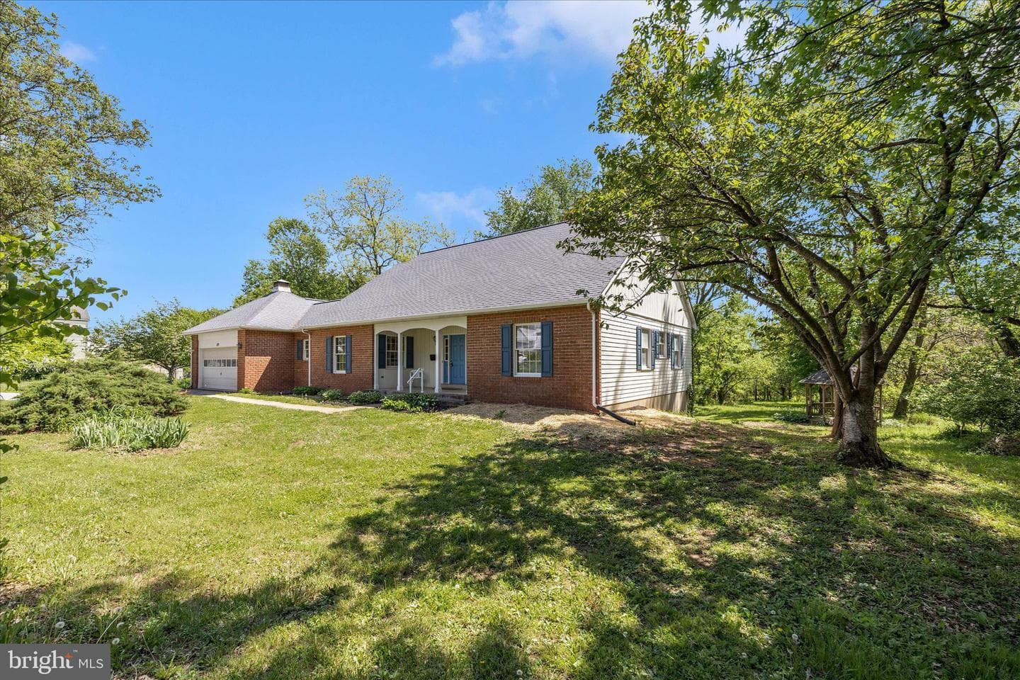 509 W Lincoln Ave photo 44