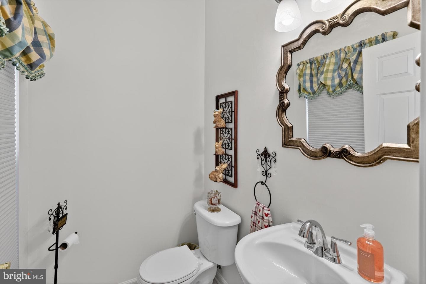 5136 Charlington Court photo 12