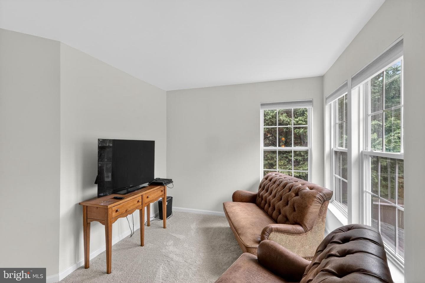 5136 Charlington Court photo 16