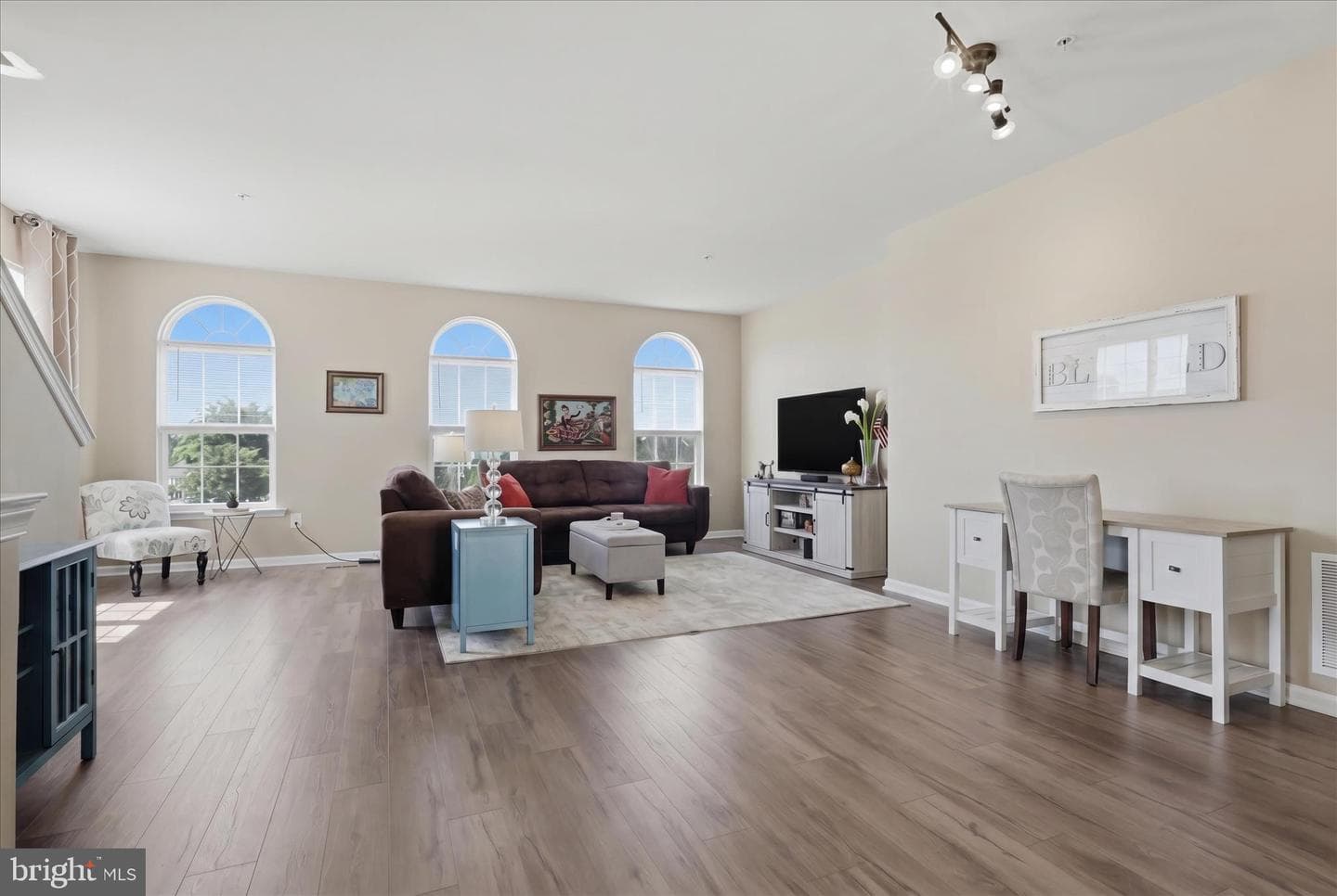 322 E Wainscot Drive photo 13