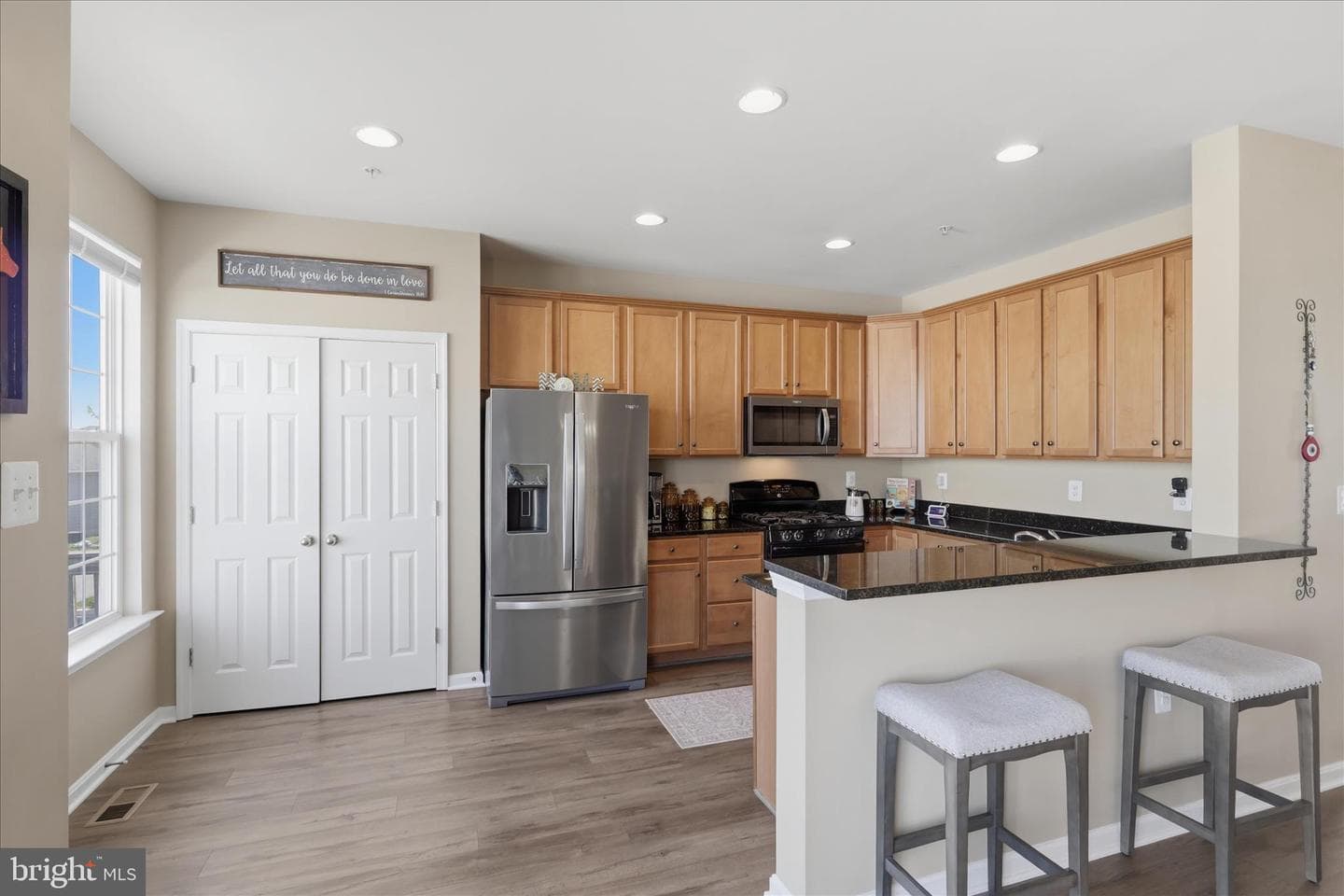 322 E Wainscot Drive photo 18