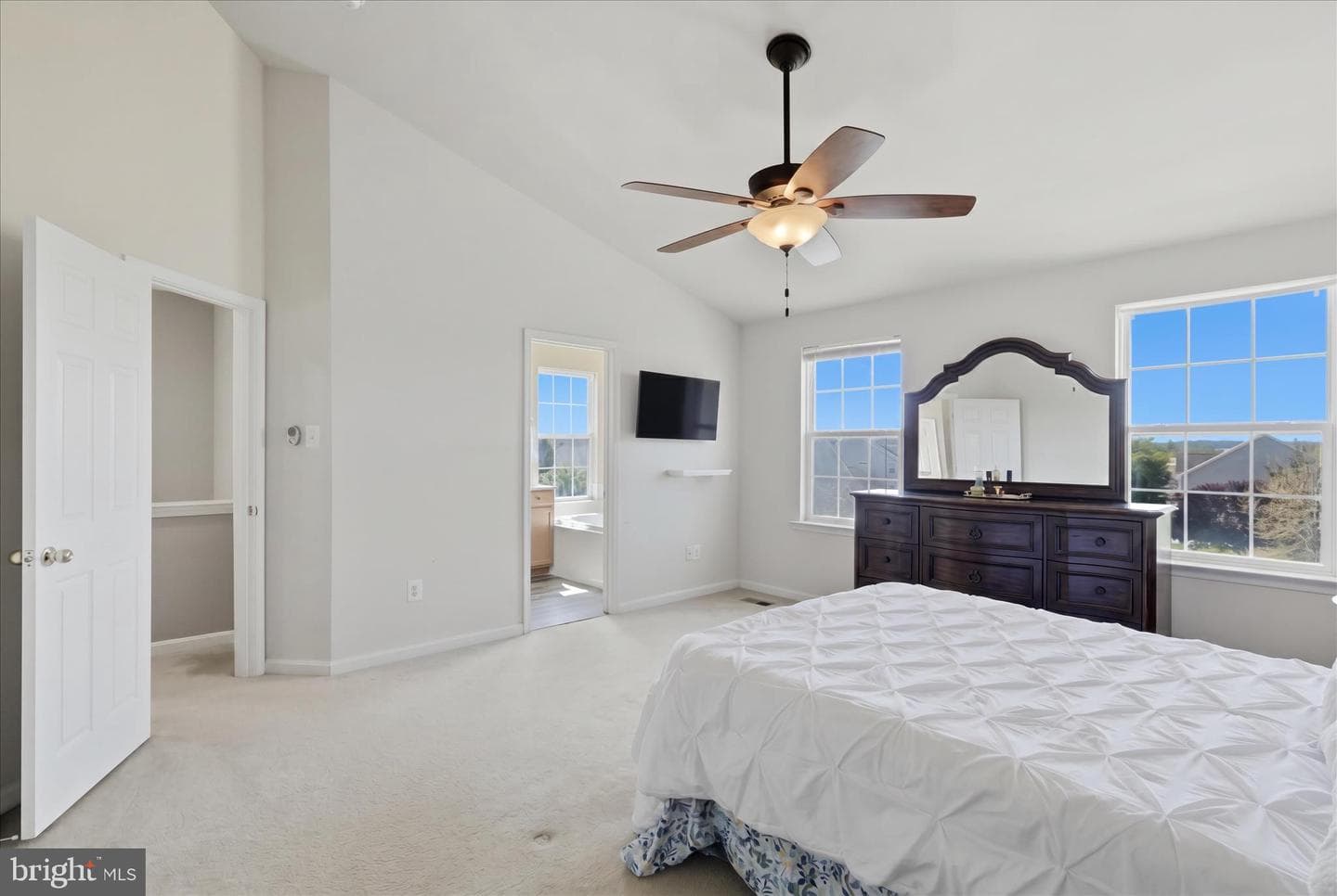 322 E Wainscot Drive photo 23