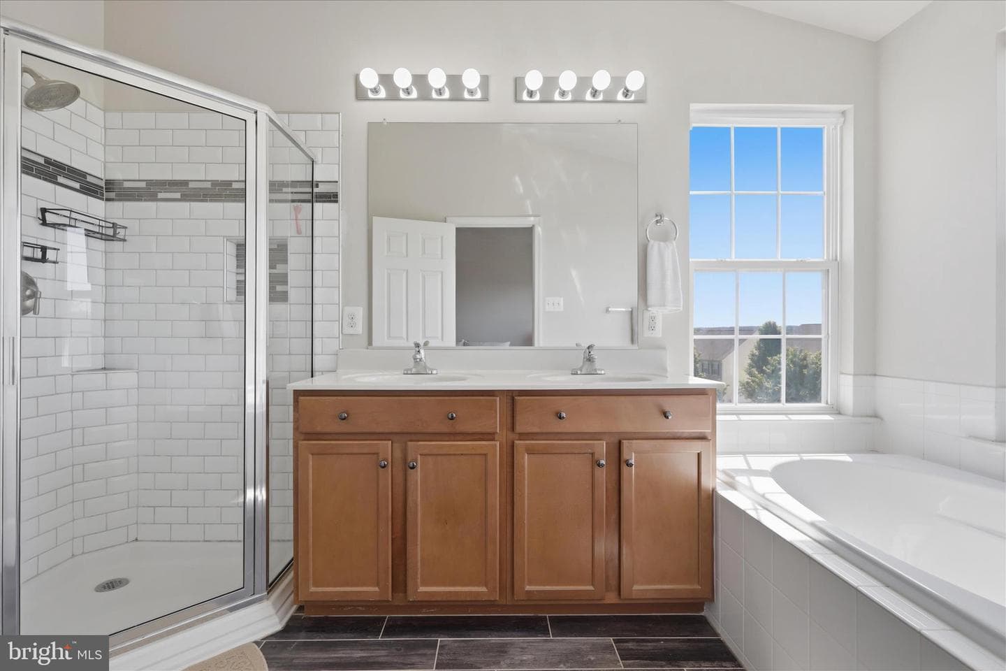 322 E Wainscot Drive photo 25