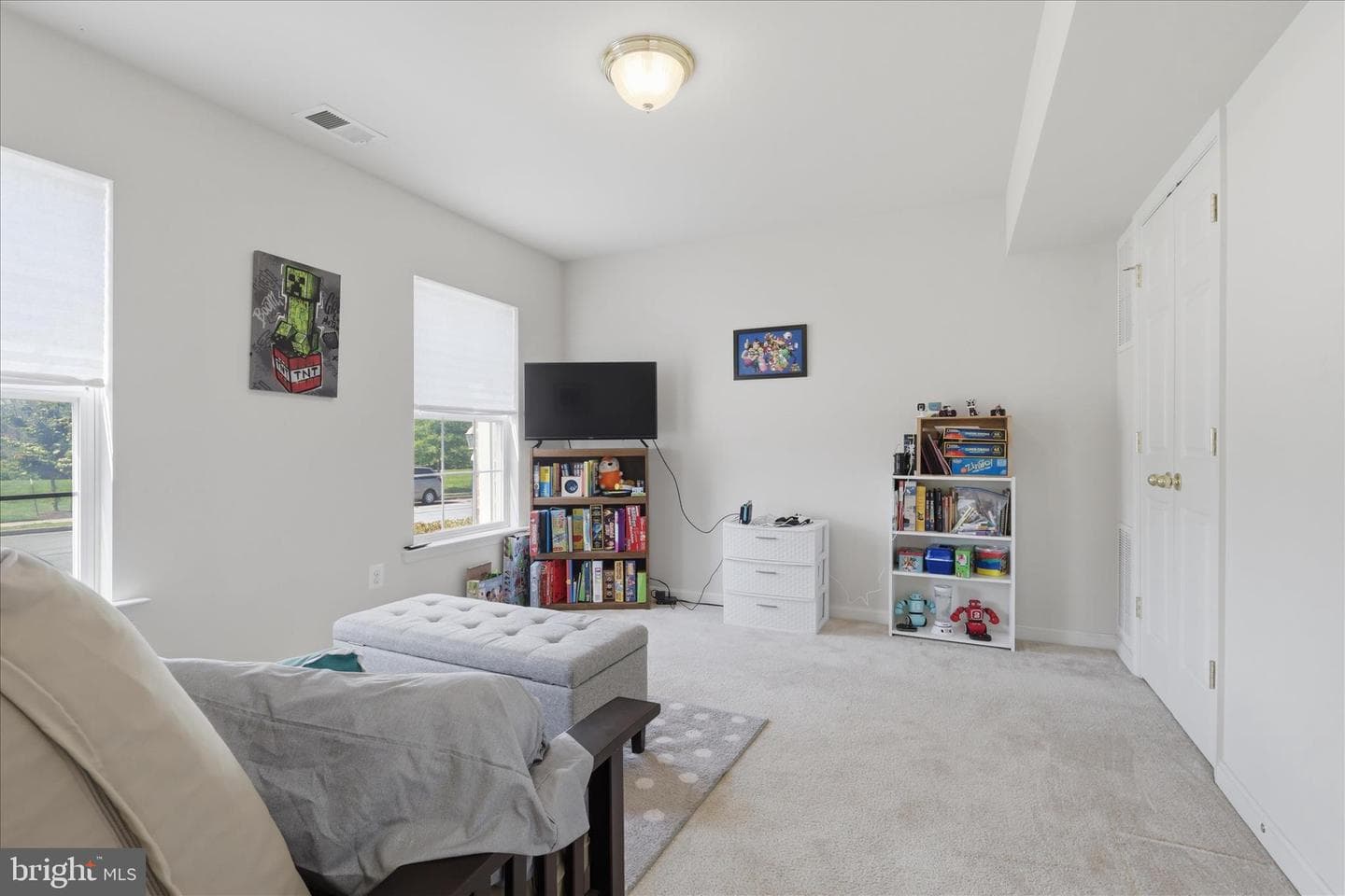 322 E Wainscot Drive photo 7