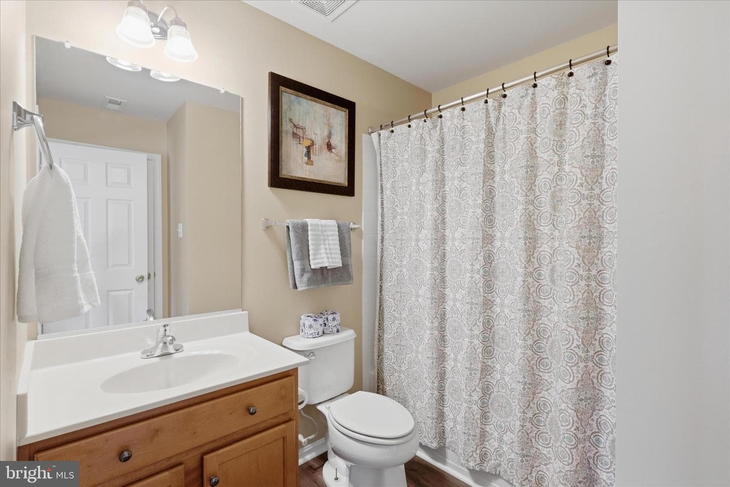 322 E Wainscot Drive photo 8