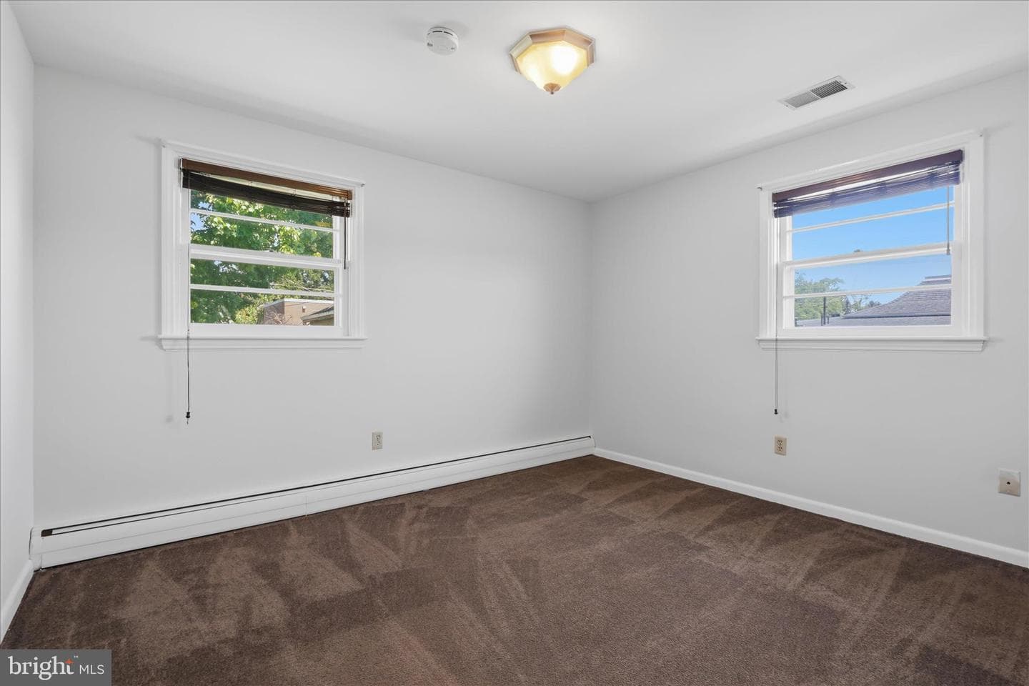 17 E Thirteenth Street photo 23