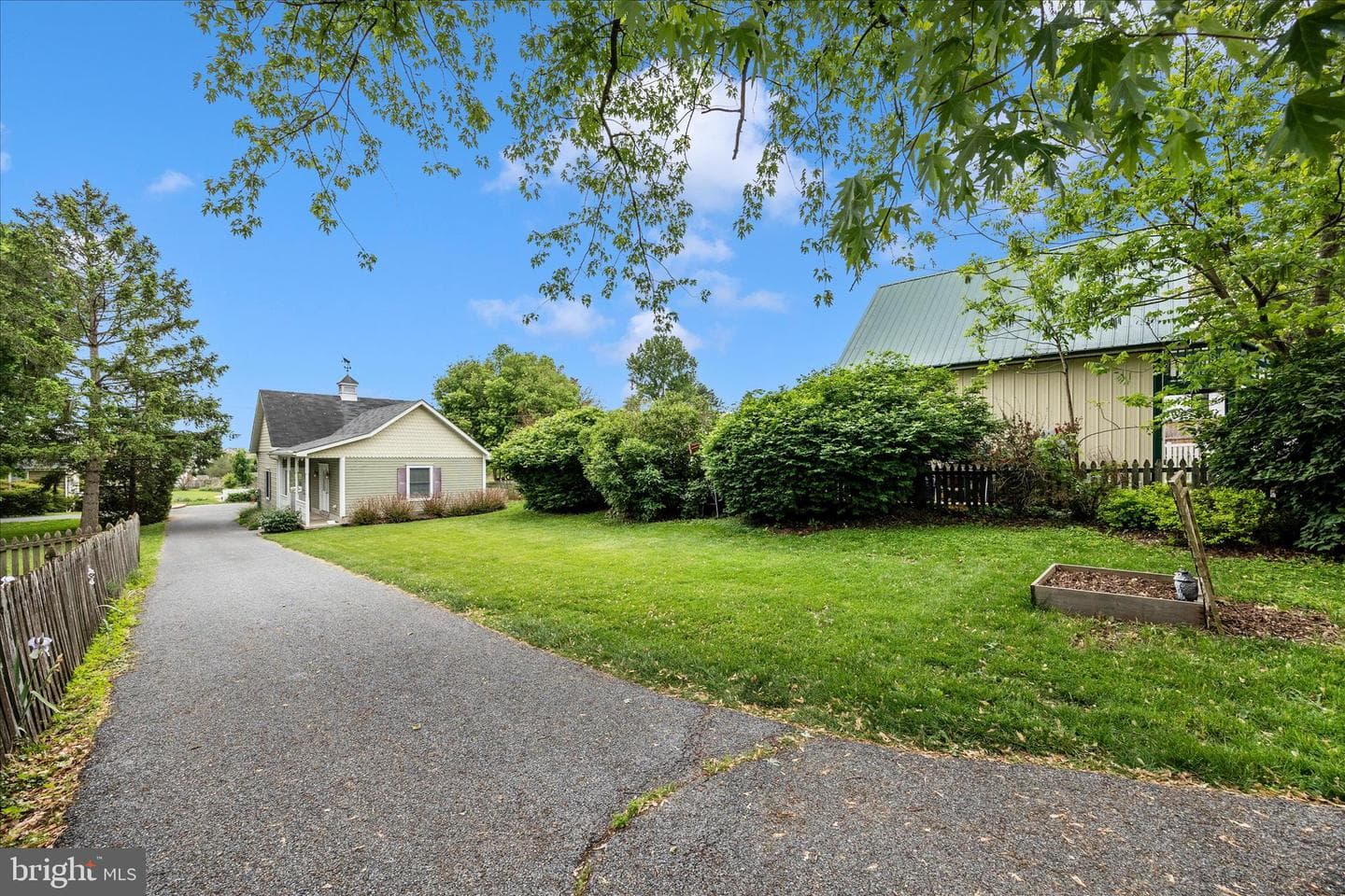 124 E Main Street photo 46