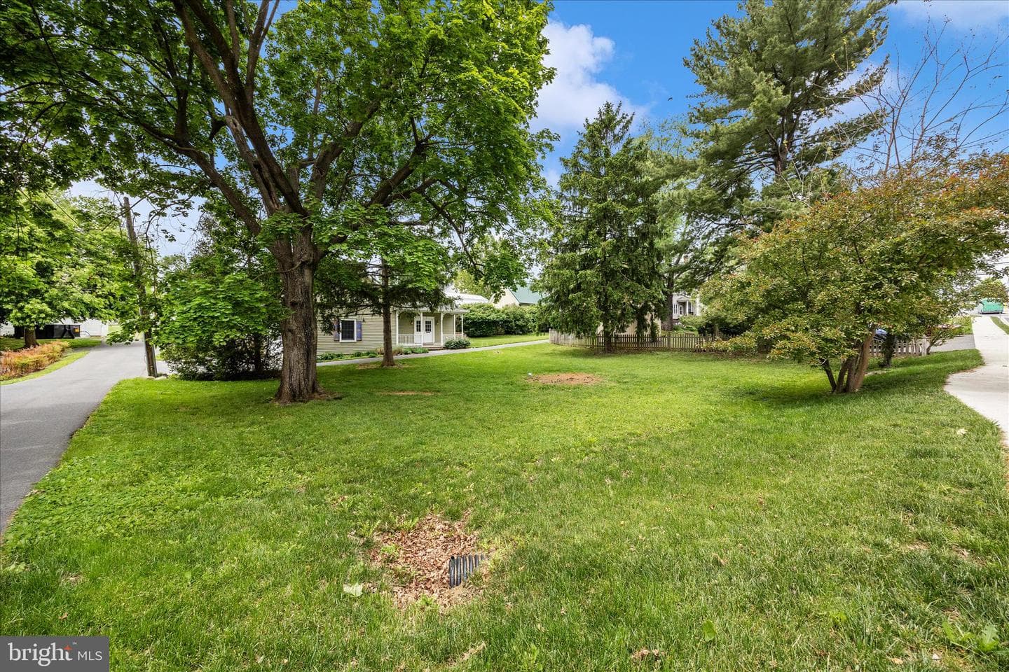 124 E Main Street photo 51