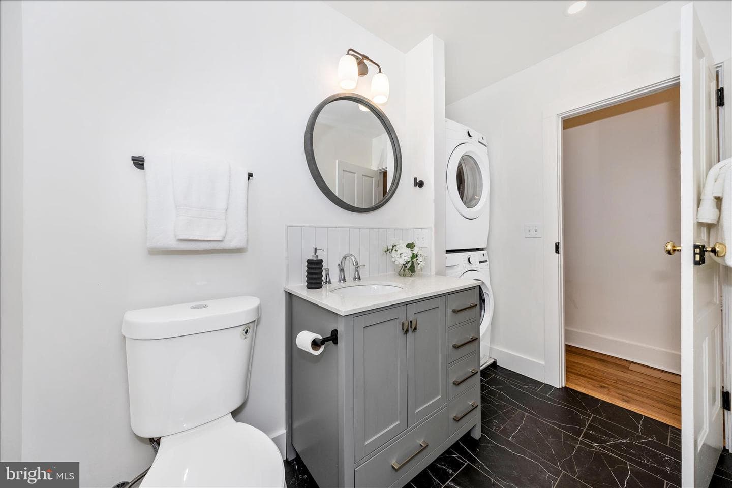 408 W South Street photo 65