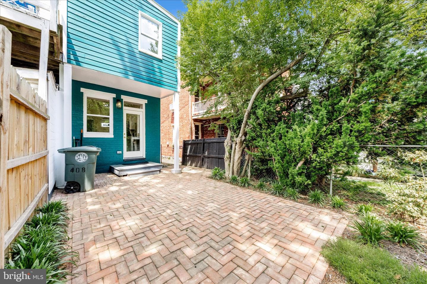 408 W South Street photo 93
