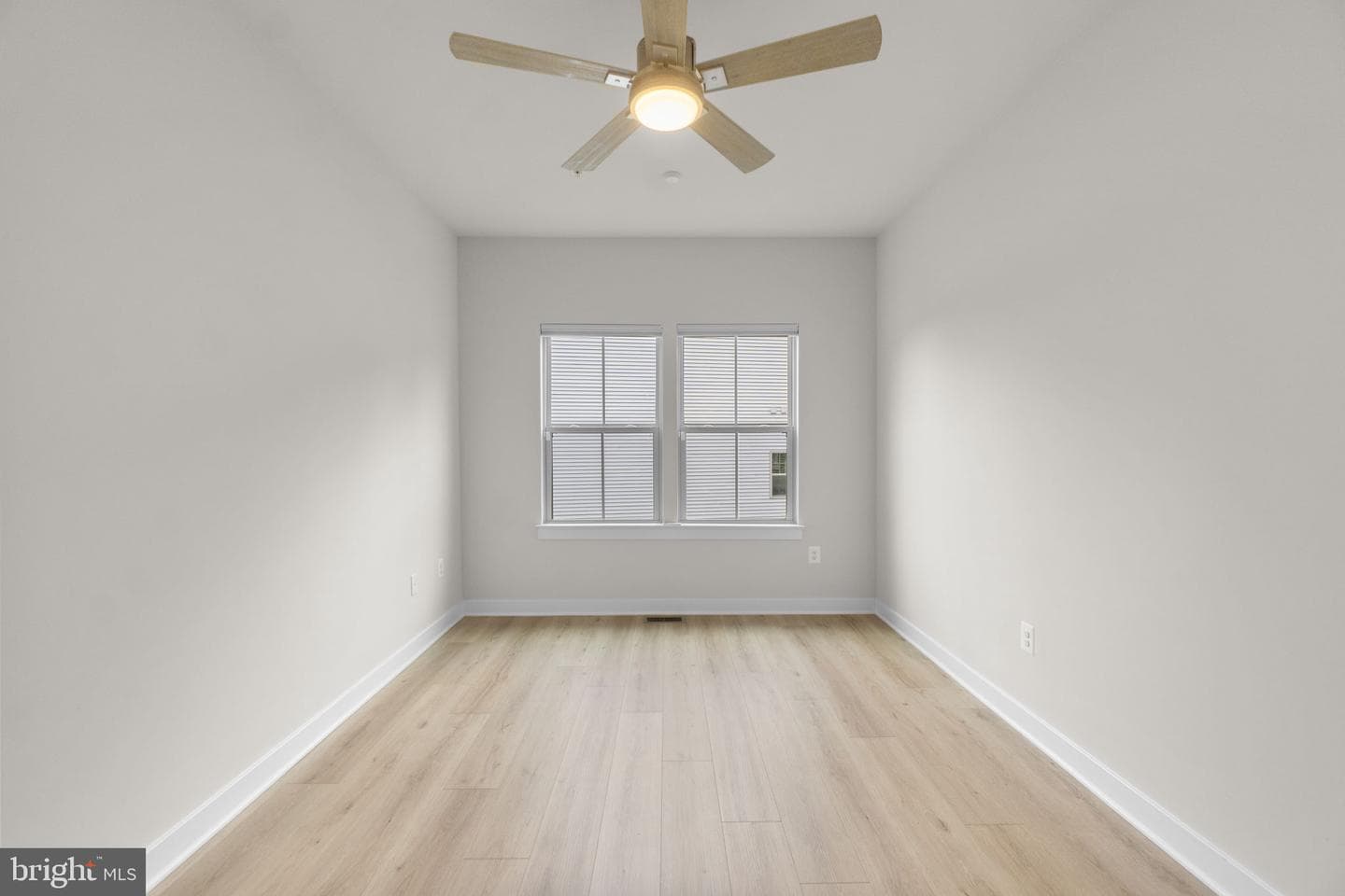 6967 Mandalong Way photo 22