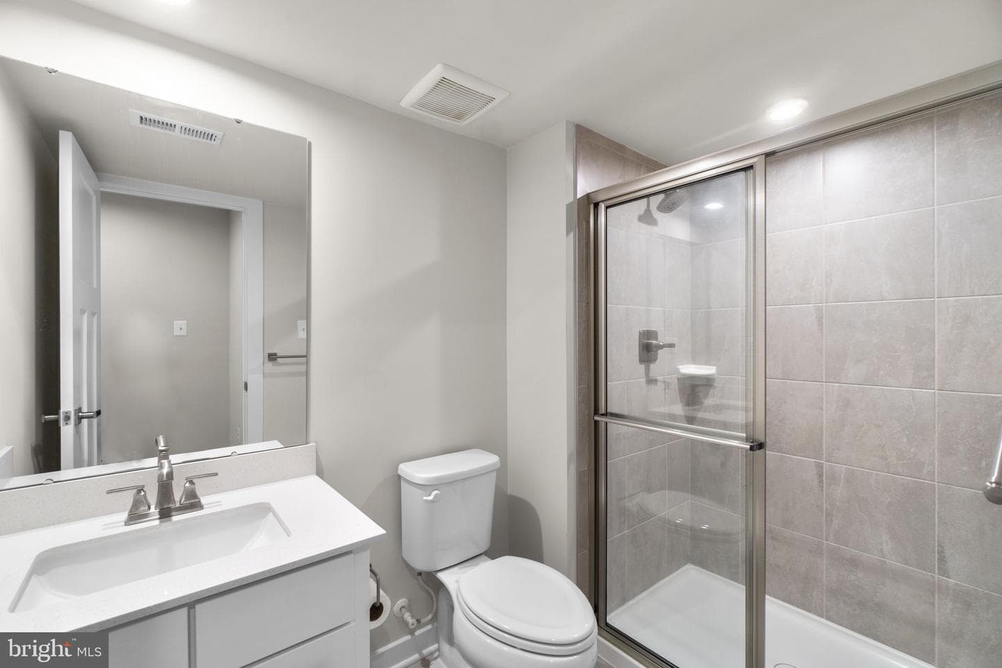 6967 Mandalong Way photo 32
