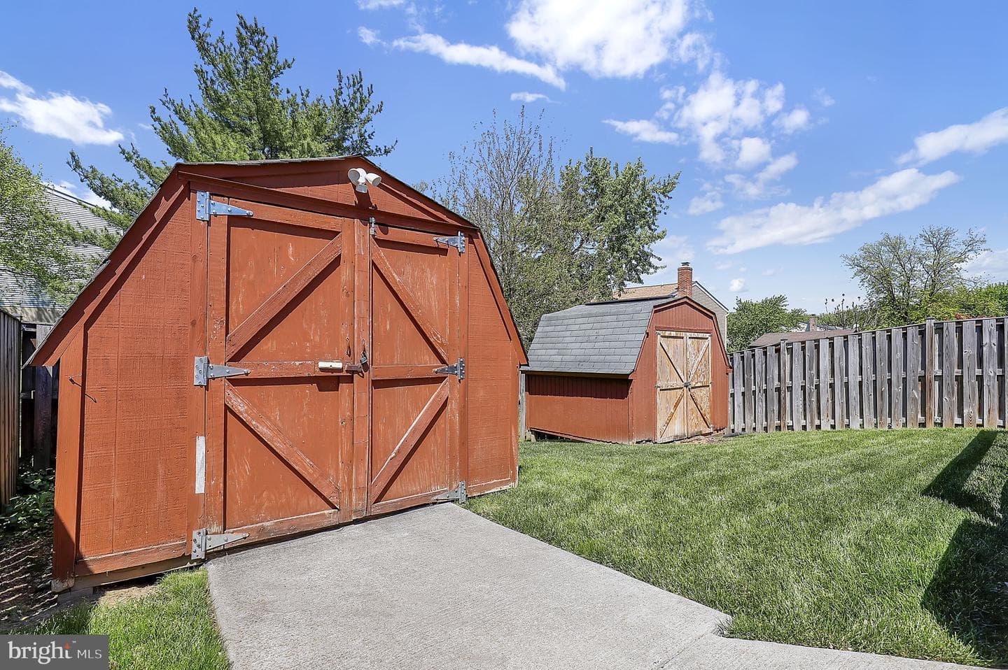 142 Fairfield Drive photo 41