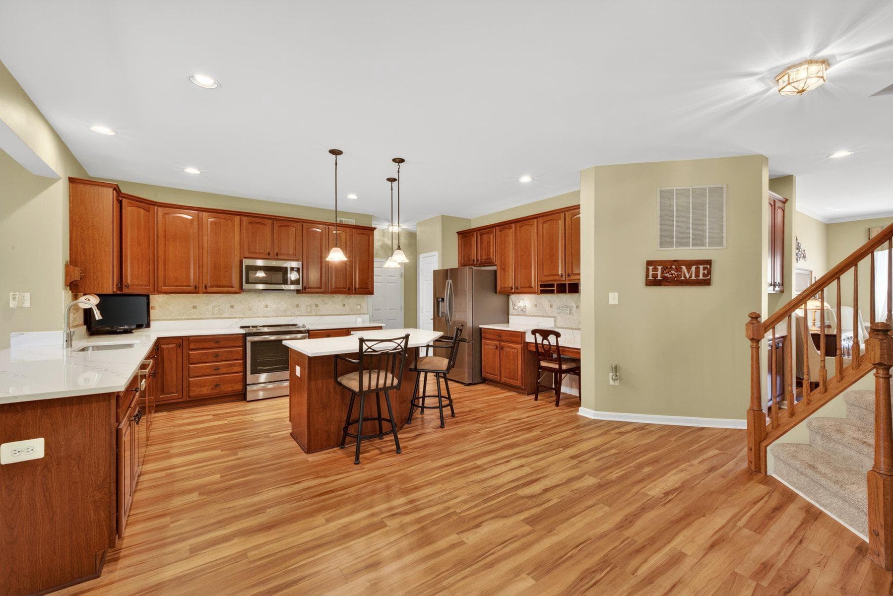 2622 Inwood Drive photo 10