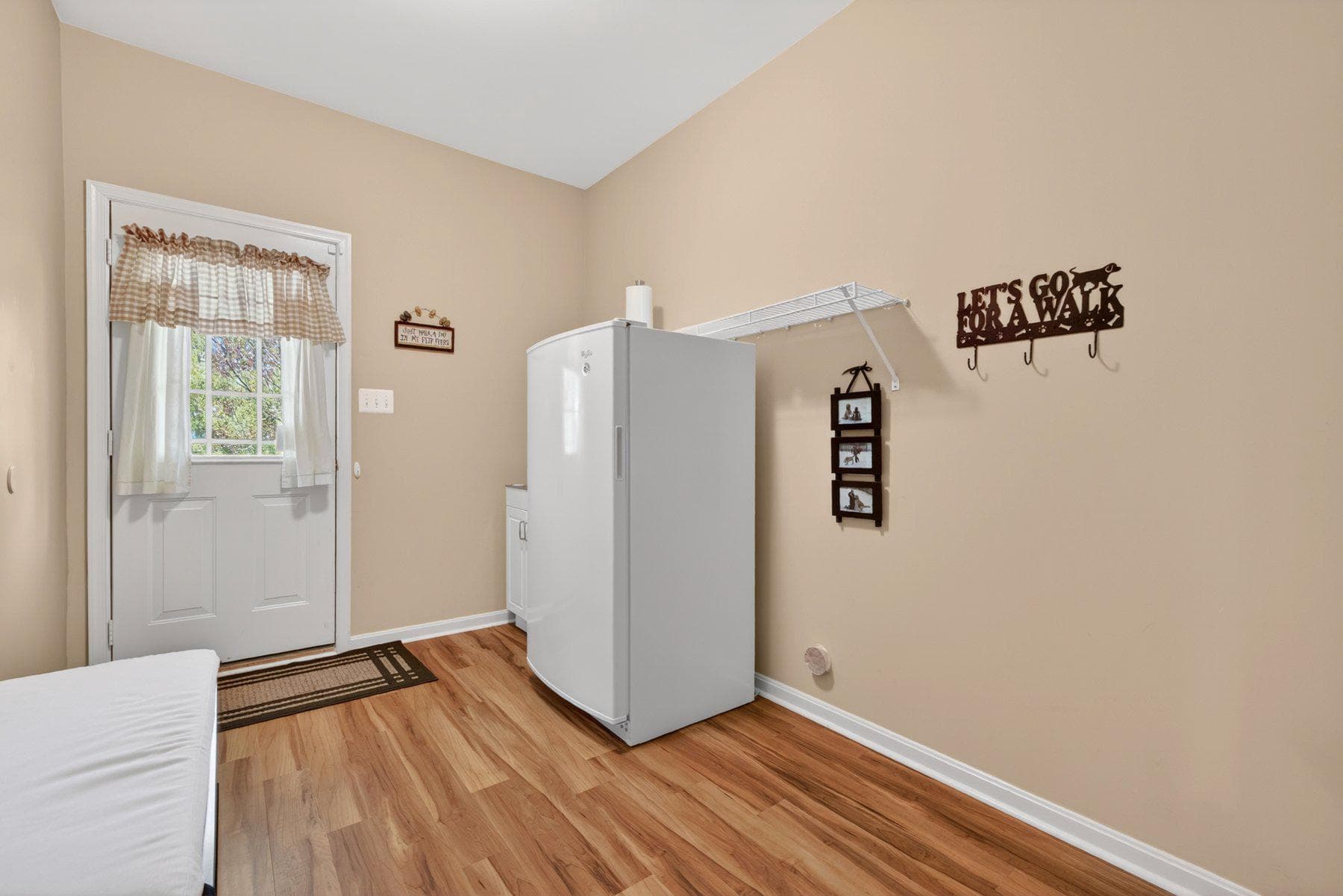 2622 Inwood Drive photo 24
