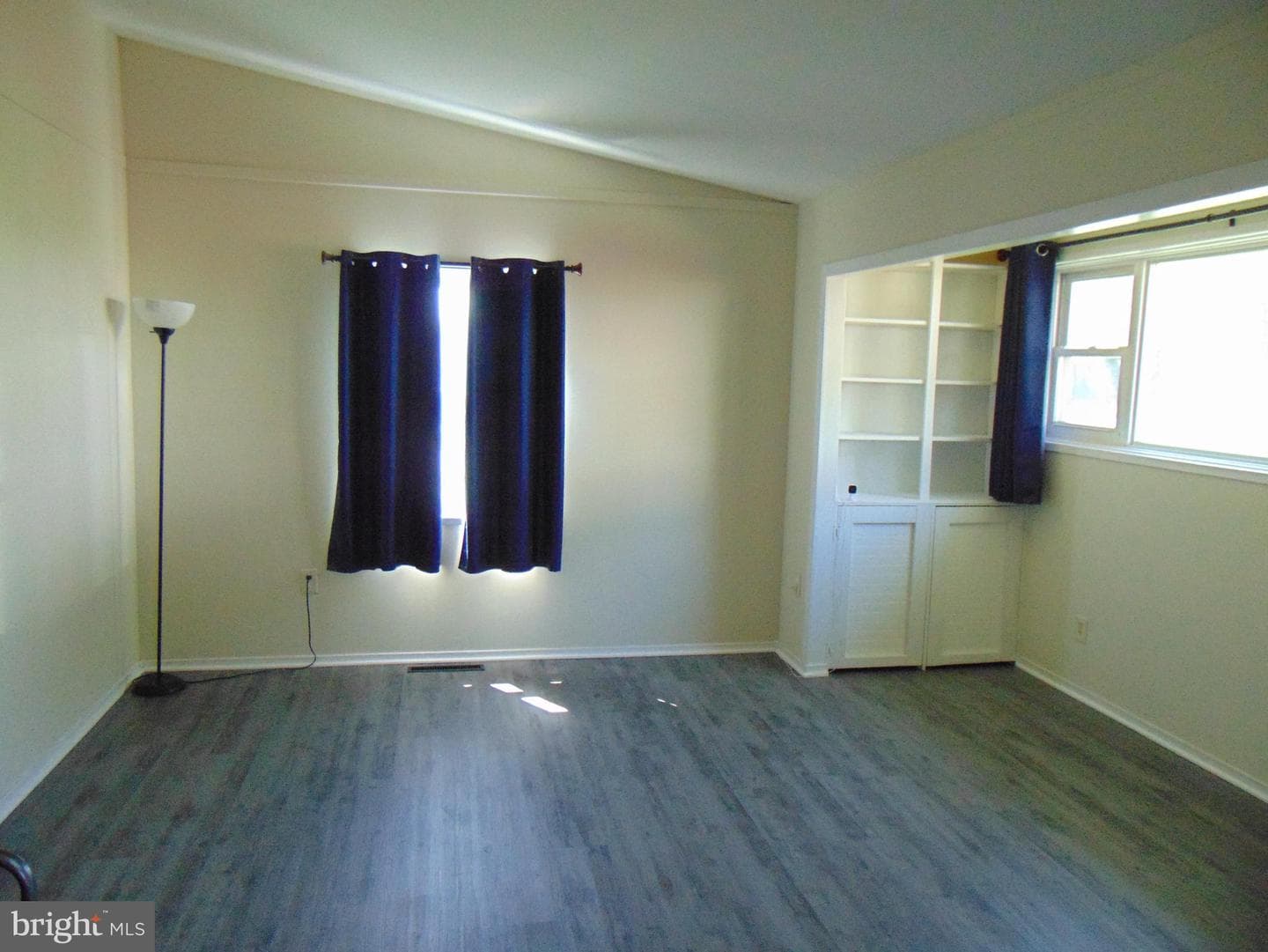 909 Oak Street photo 20