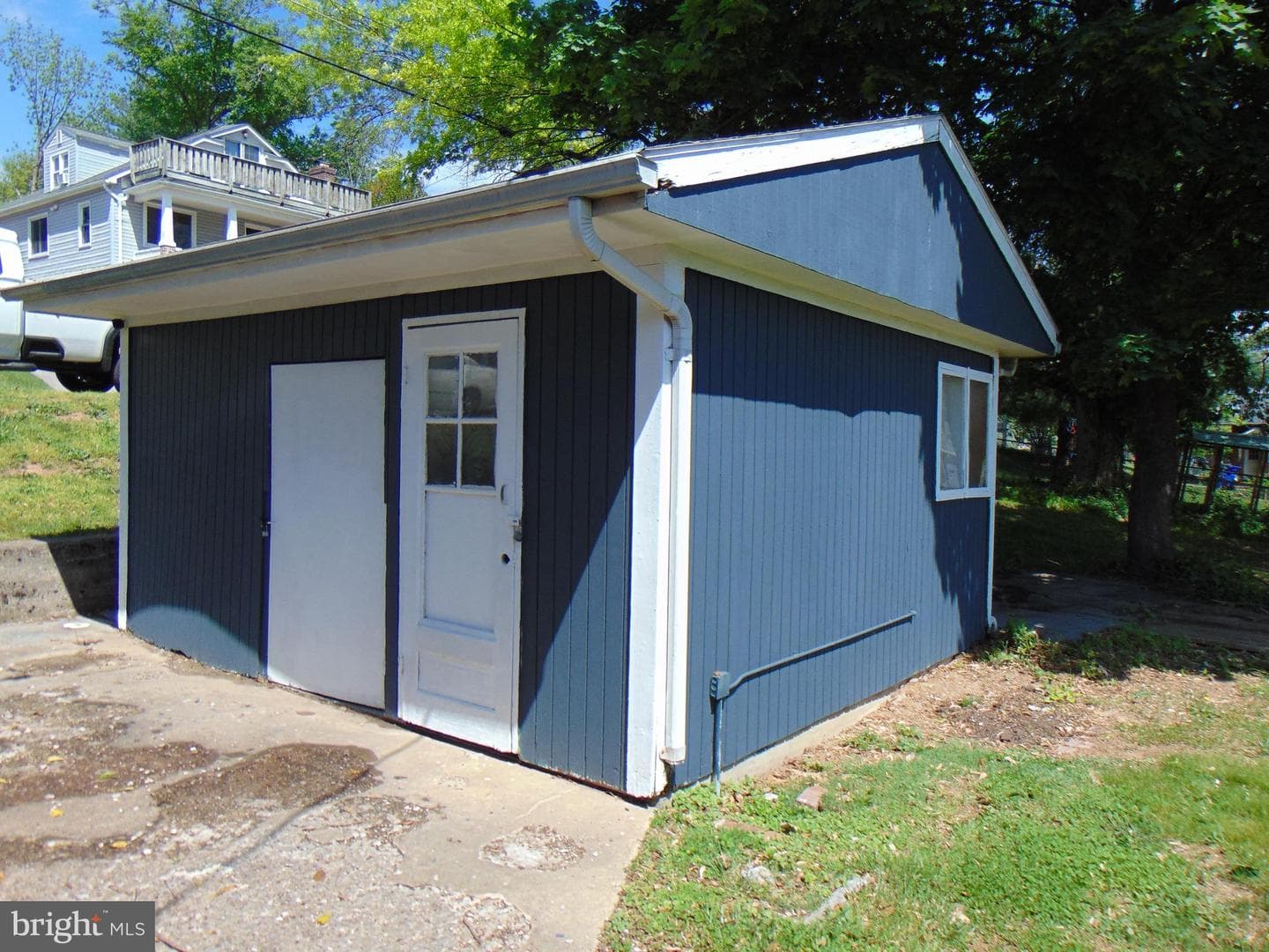 909 Oak Street photo 31