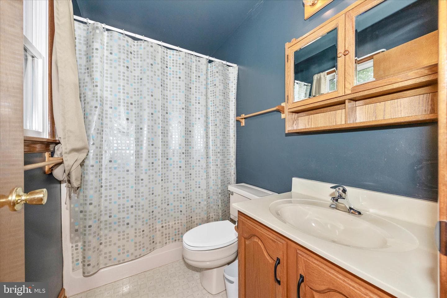 205 E G Street photo 17