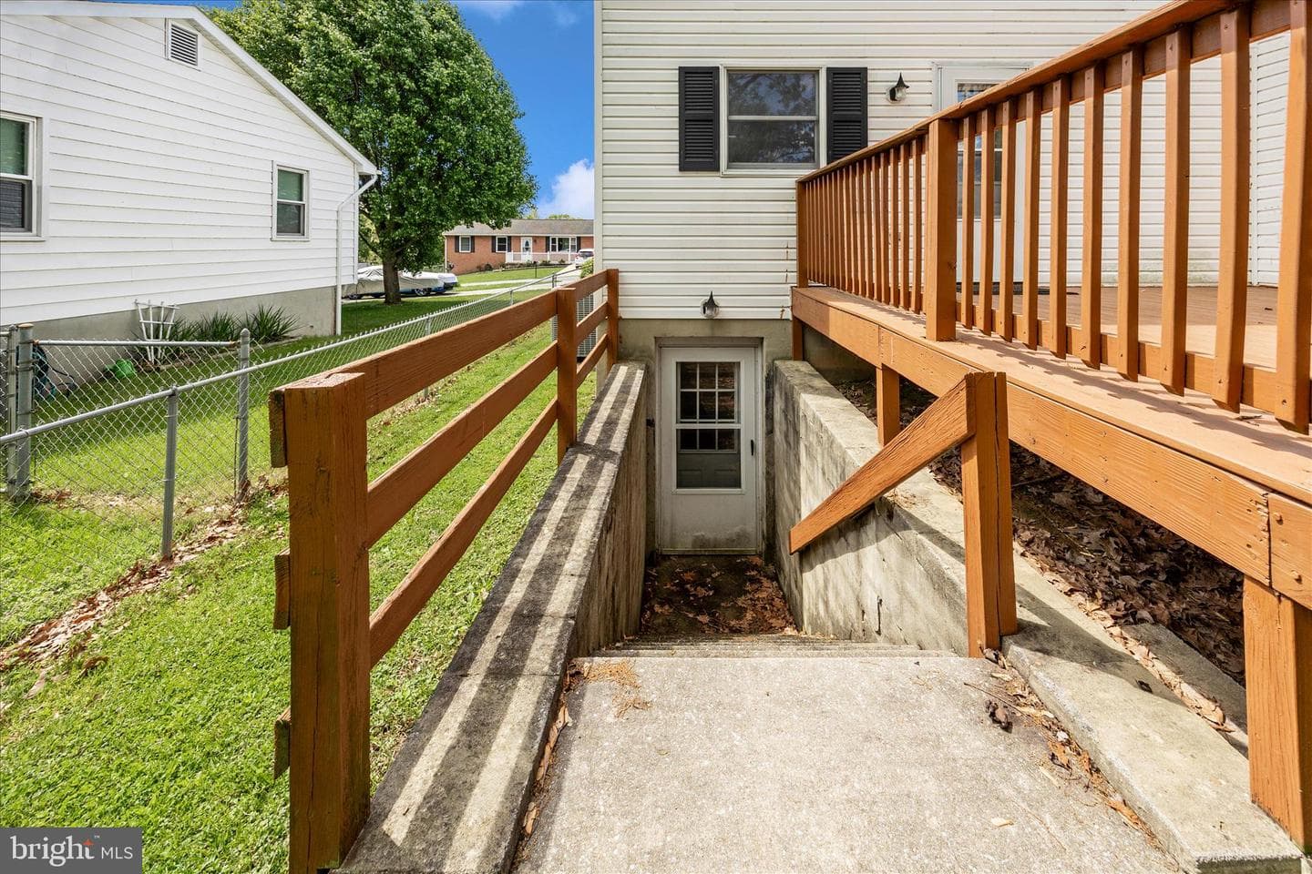 205 E G Street photo 44