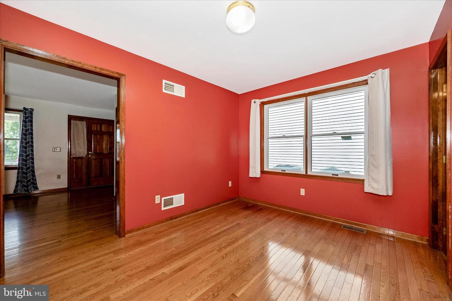 205 E G Street photo 9
