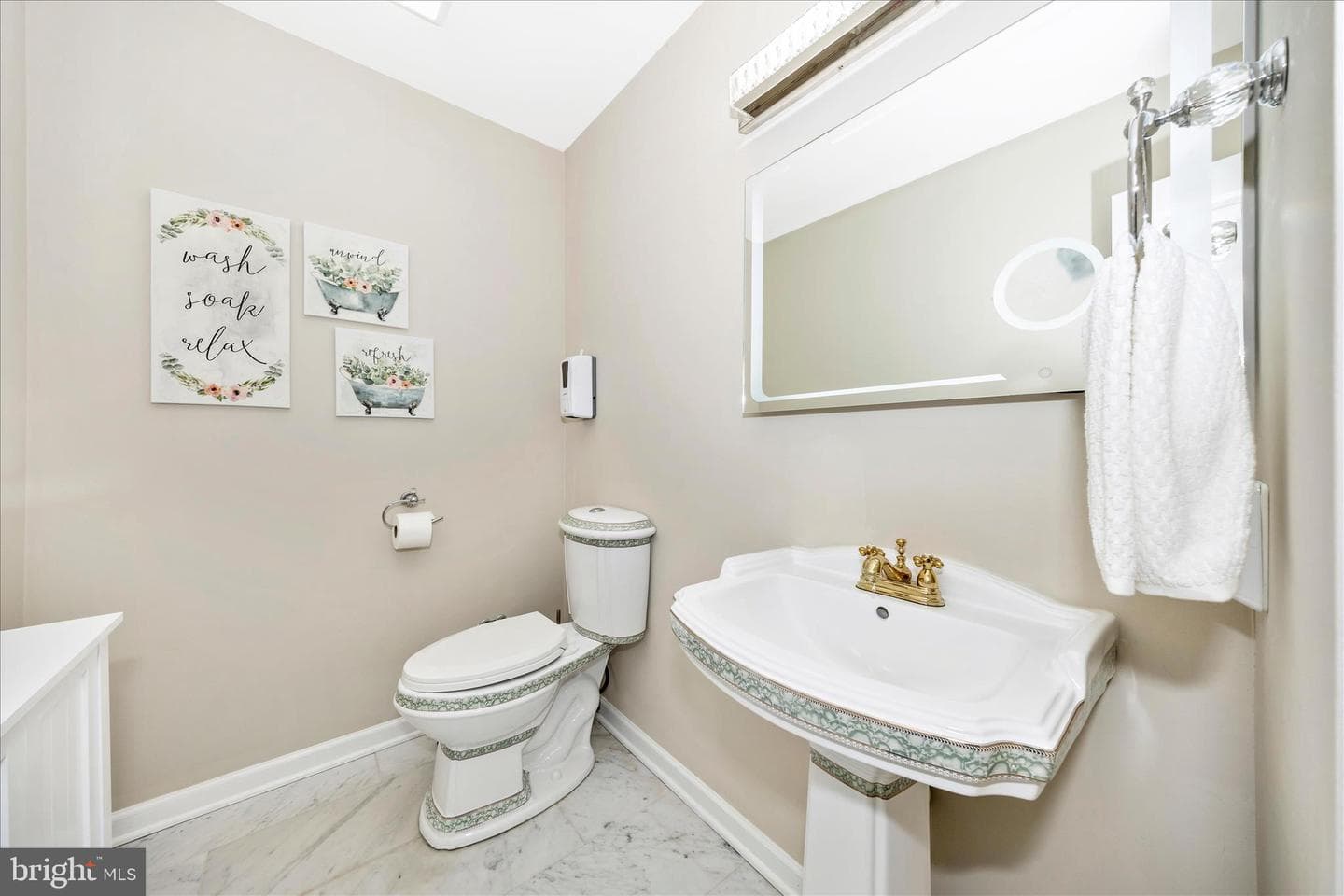 6104 Edmont Drive photo 15
