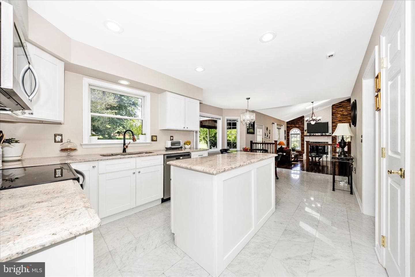 6104 Edmont Drive photo 8