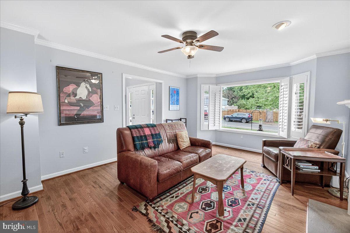 1600 Bolton Street photo 11