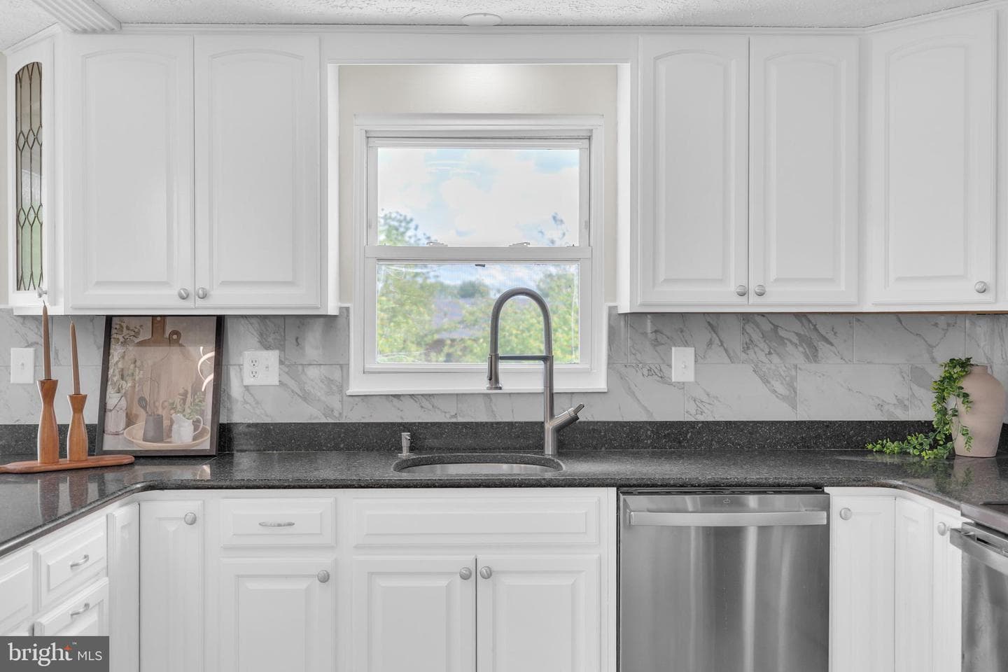 391 Prospect Boulevard photo 11