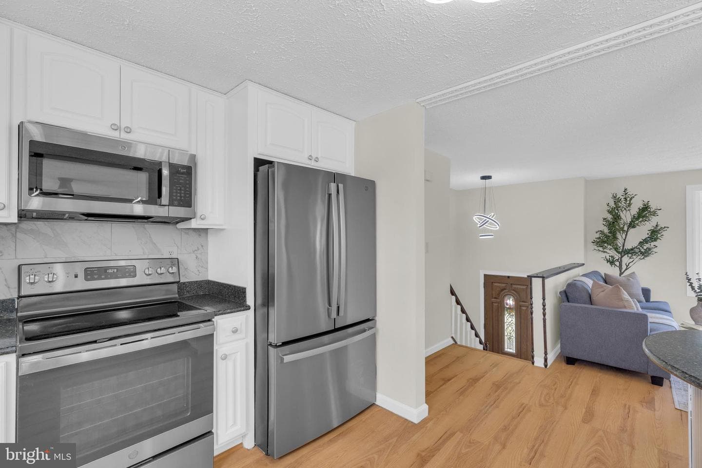 391 Prospect Boulevard photo 12