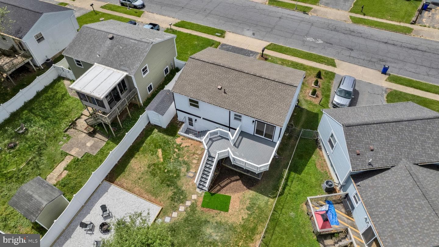 391 Prospect Boulevard photo 34