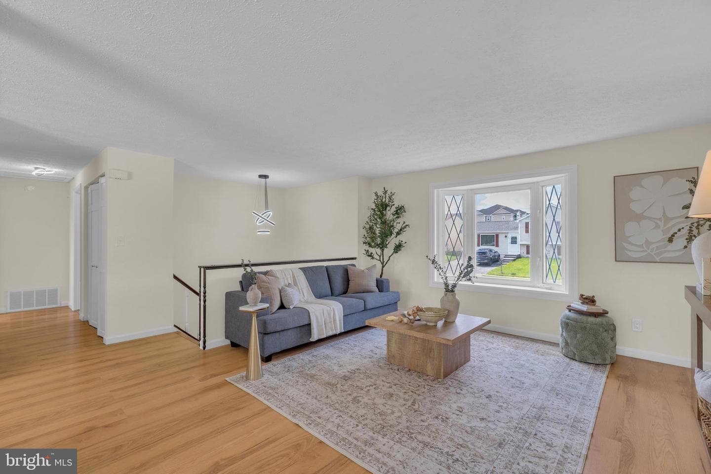 391 Prospect Boulevard photo 4