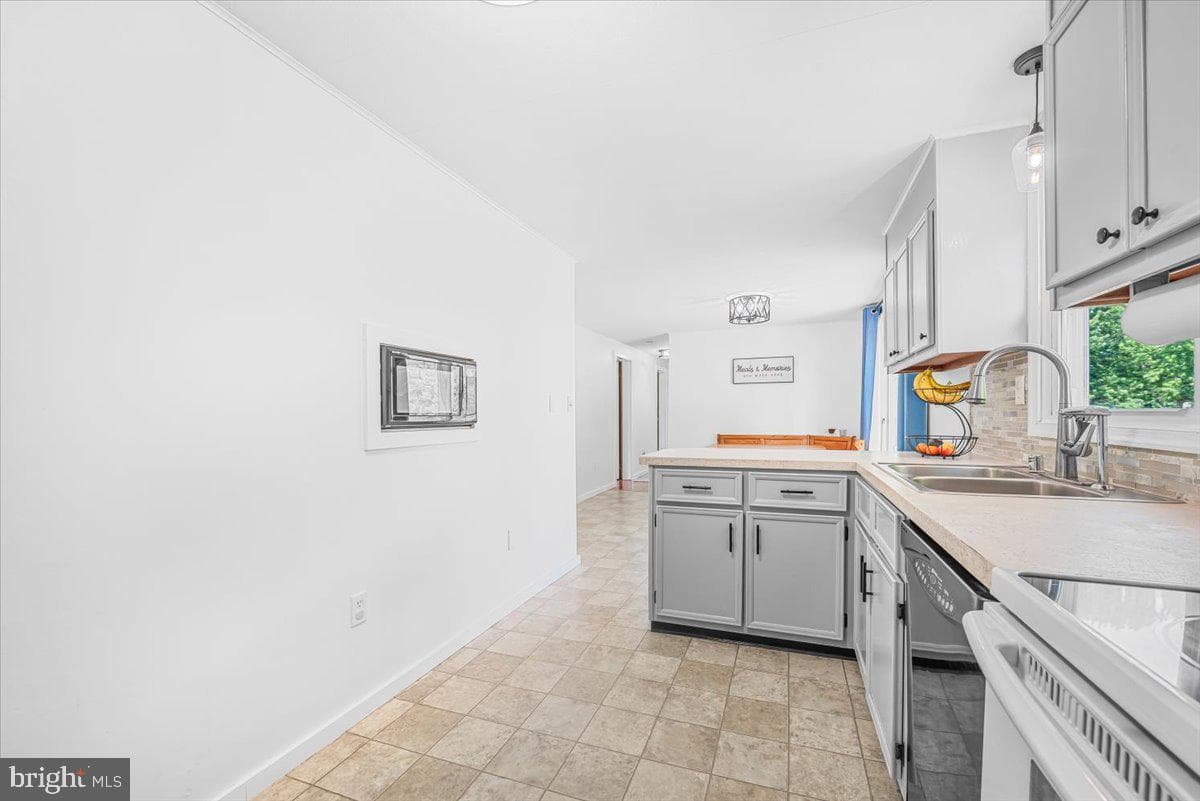 14011 Pryor Road photo 15