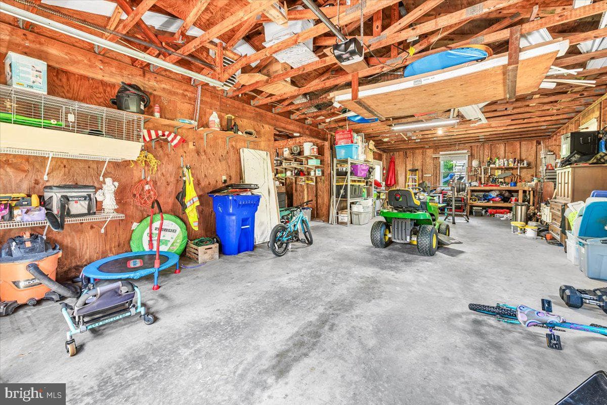 14011 Pryor Road photo 34