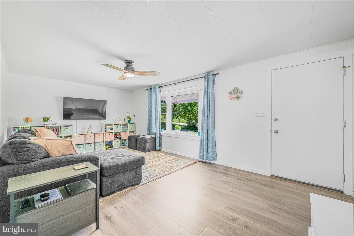 14011 Pryor Road photo 5