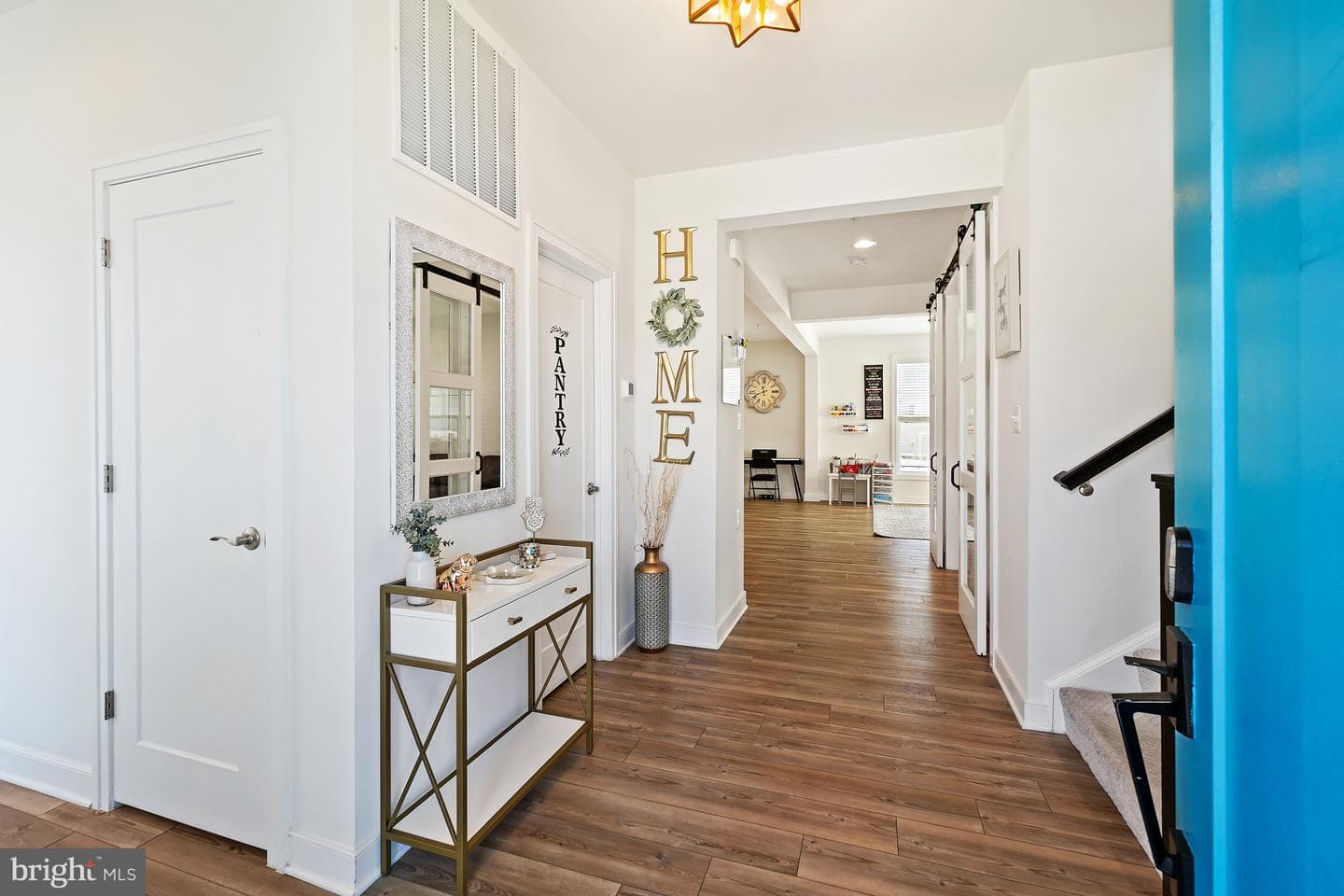 11063 Emerald Crown Drive, Monrovia