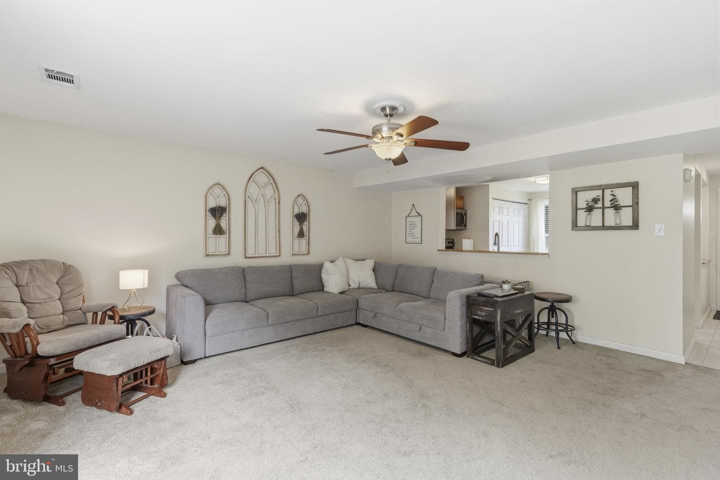 120 Savannah Court photo 3