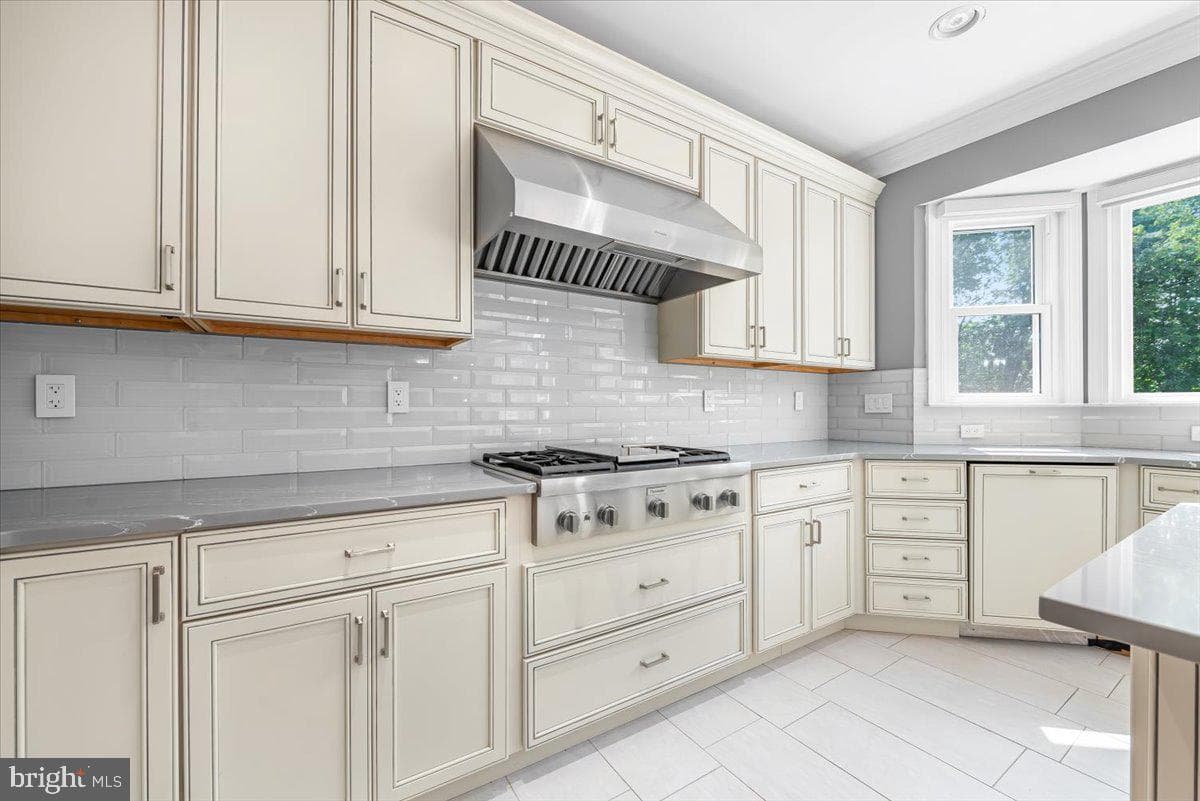 6603 Babak Drive photo 24