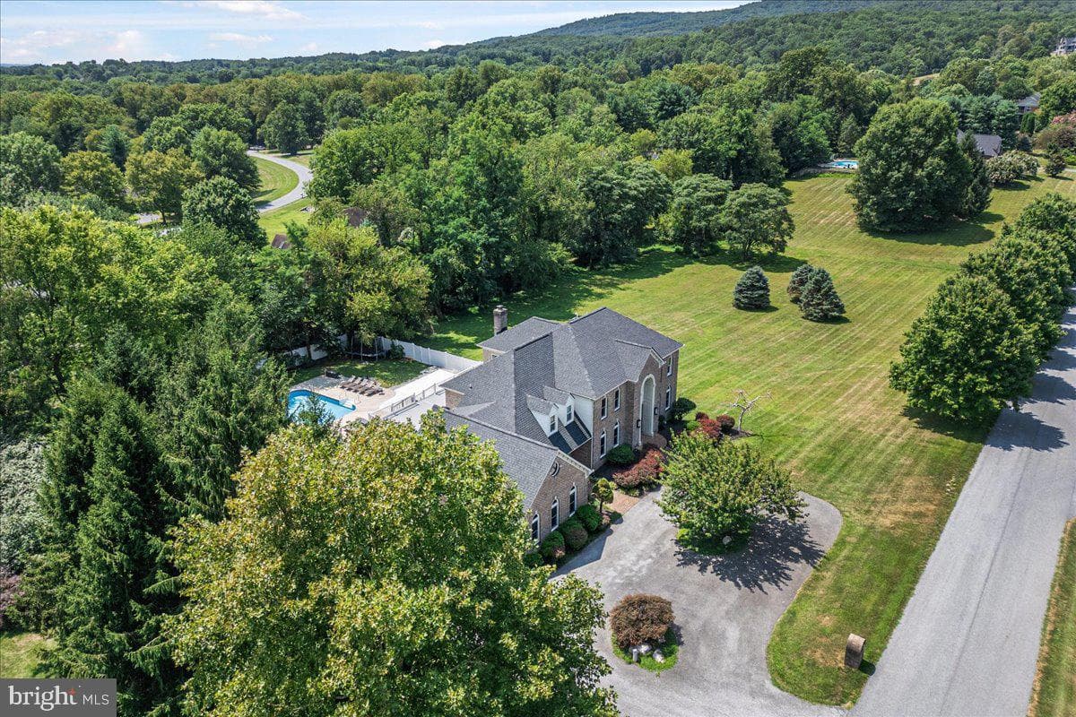 6603 Babak Drive photo 3