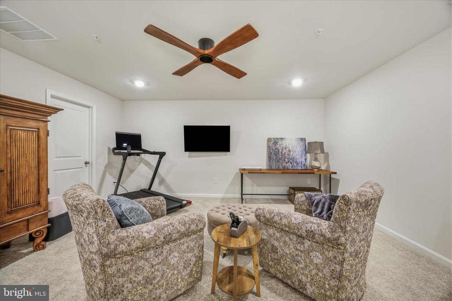 490 Herringbone Way photo 27