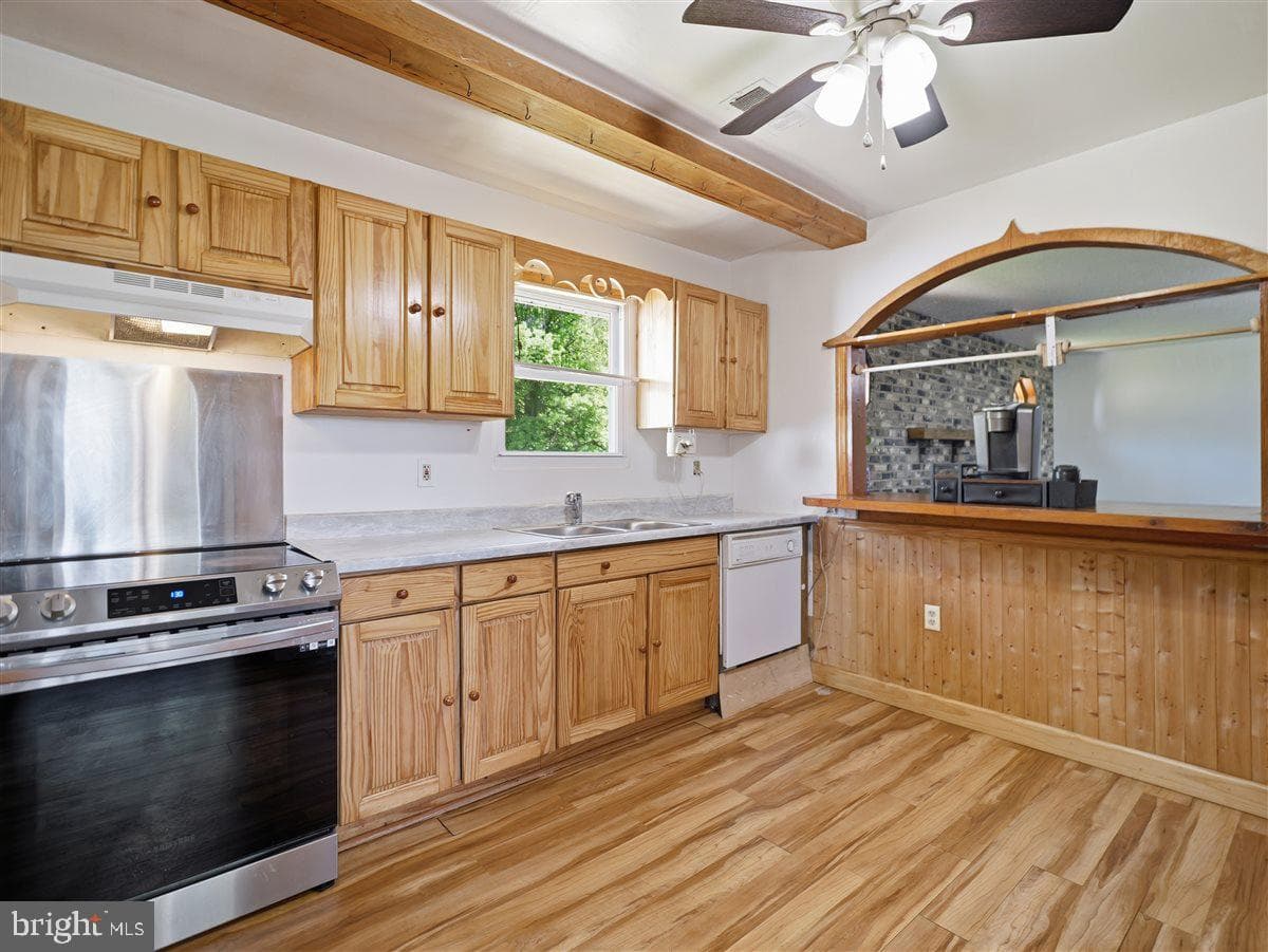 2915 Fry Road photo 4