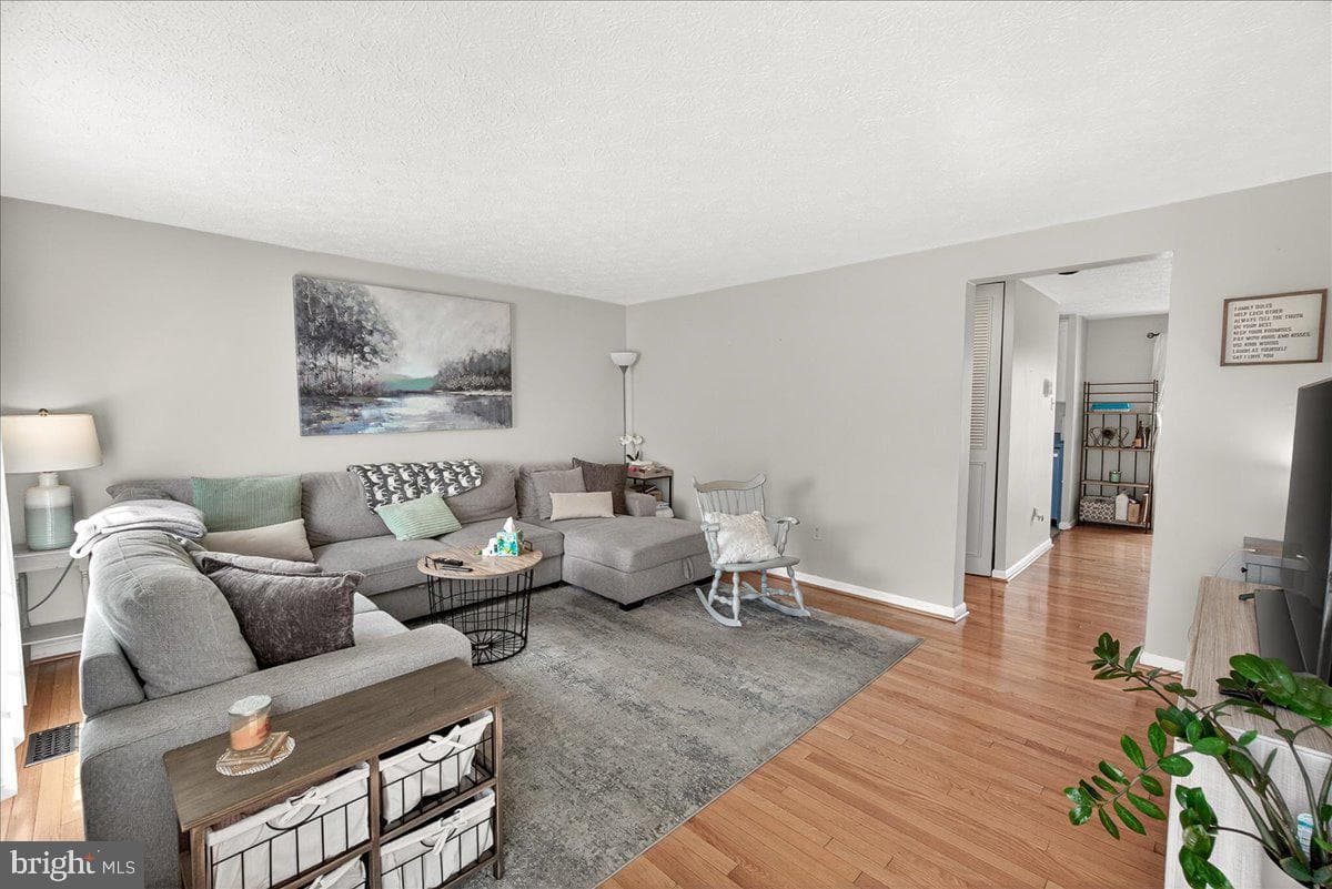 431 Heather Ridge Drive photo 2