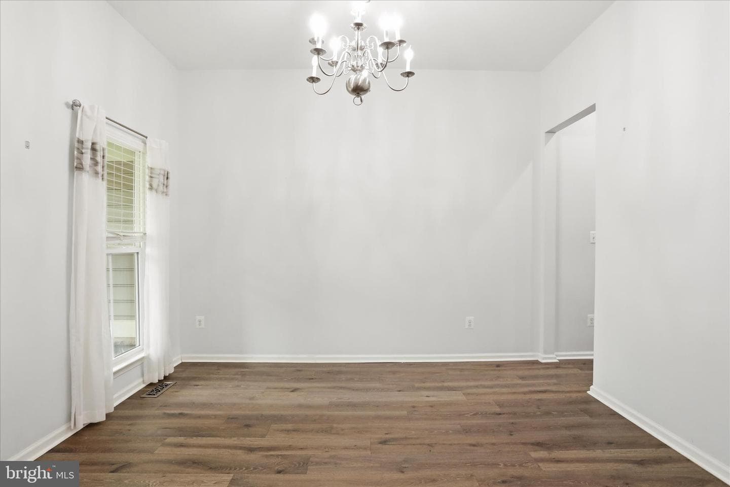 1304 Moore Spring Court photo 11