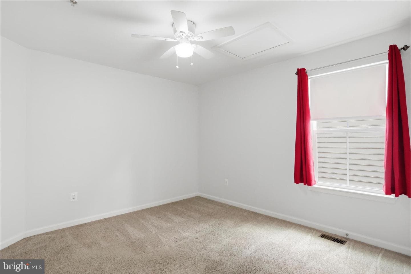 1304 Moore Spring Court photo 9